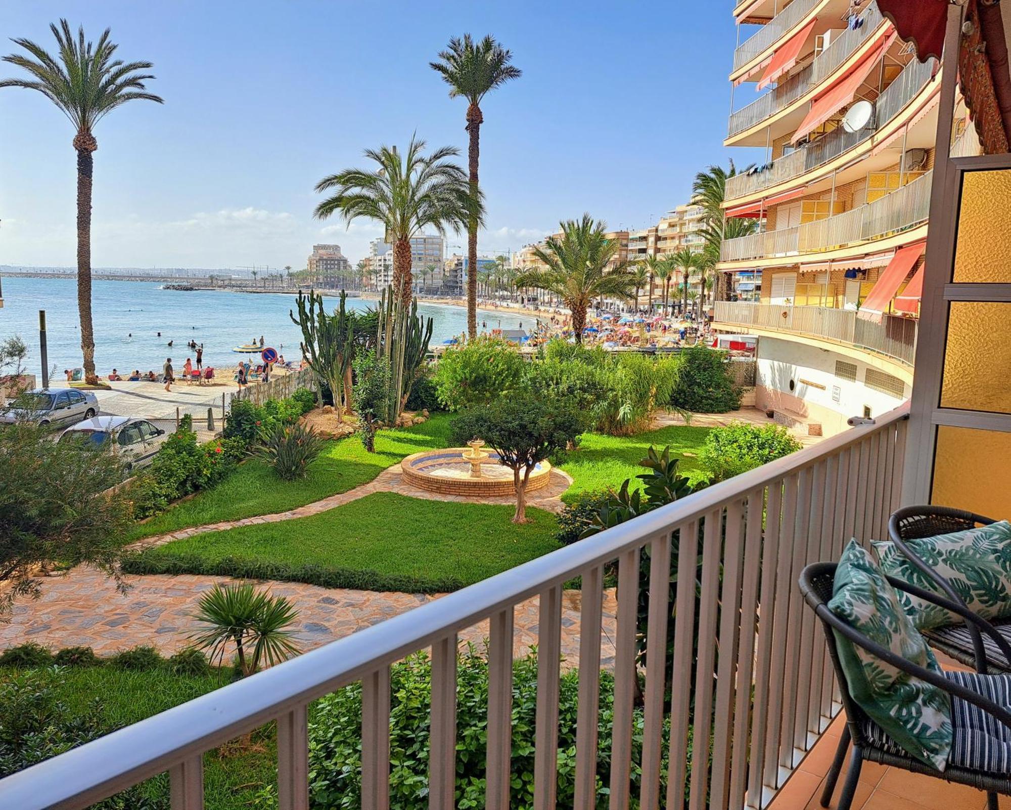 Garden Beach Apartment ตอร์เรเวียคา ภายนอก รูปภาพ